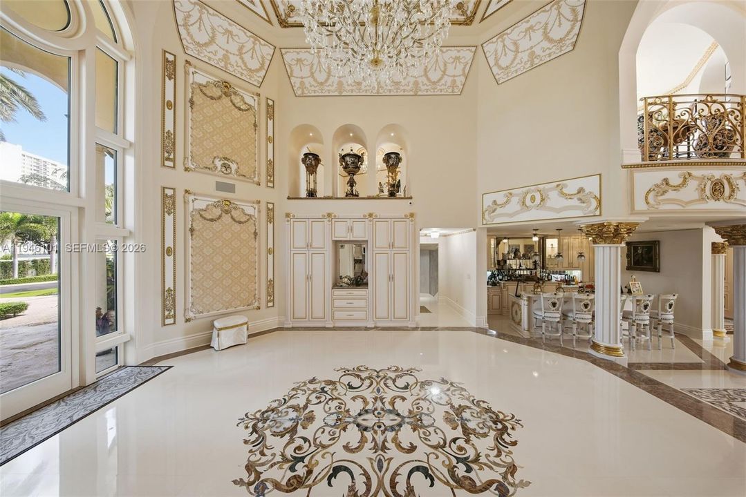 For Sale: $21,900,000 (7 beds, 6 baths, 8197 Square Feet)