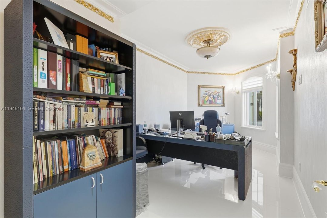 For Sale: $21,900,000 (7 beds, 6 baths, 8197 Square Feet)