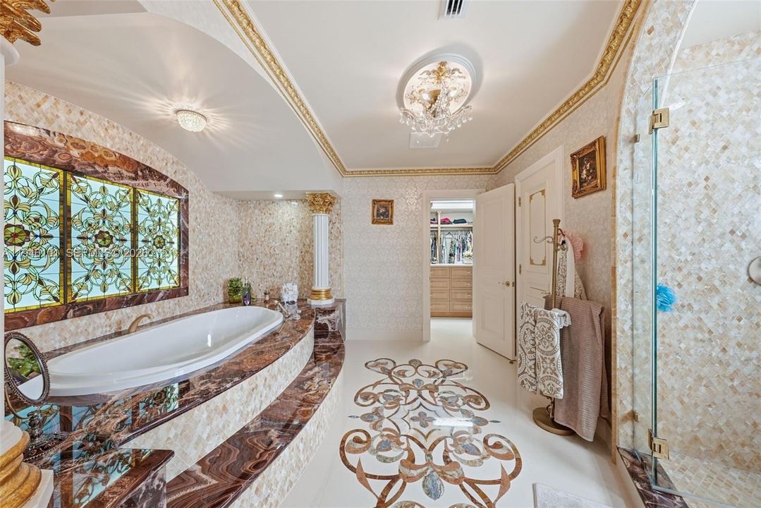For Sale: $21,900,000 (7 beds, 6 baths, 8197 Square Feet)