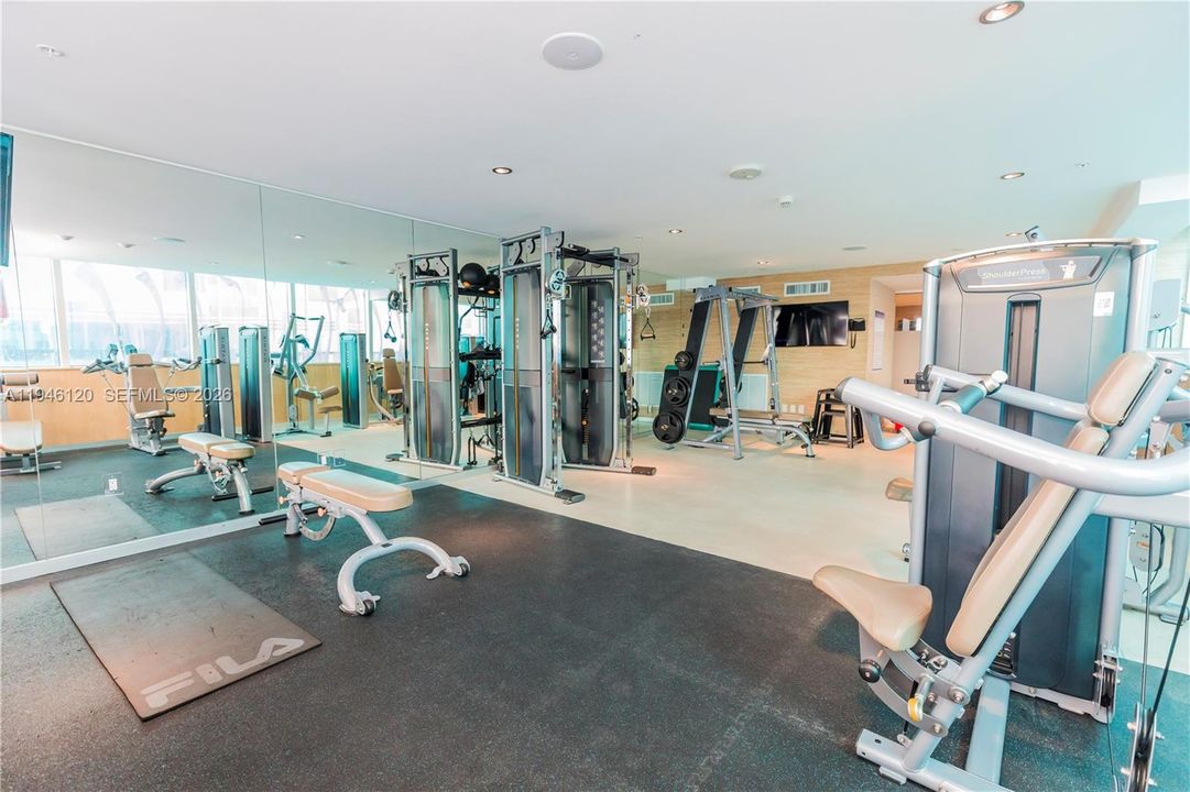 For Sale: $1,119,000 (3 beds, 2 baths, 1705 Square Feet)