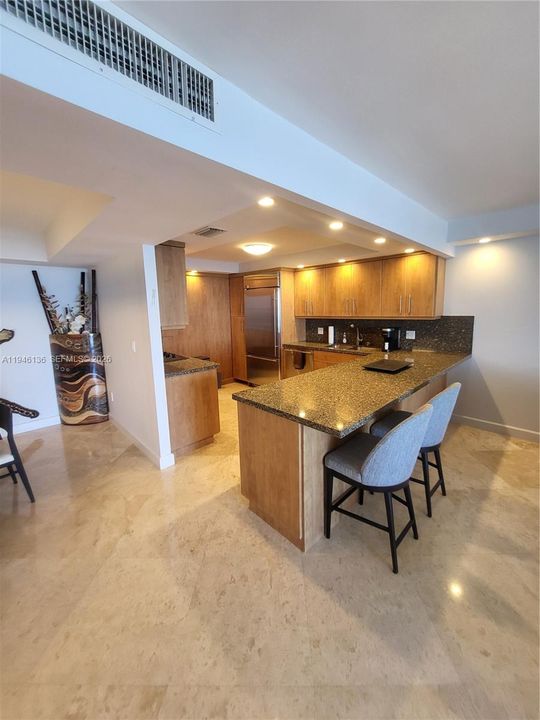 Recently Sold: $1,650,000 (2 beds, 2 baths, 1882 Square Feet)