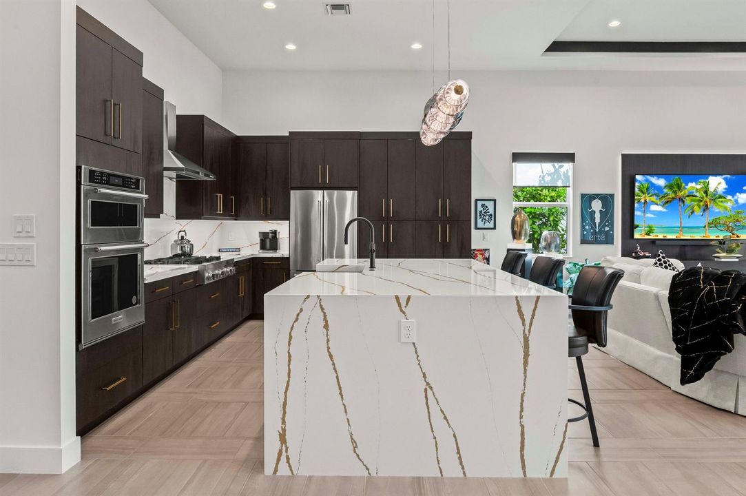 29 Kitchen 02
