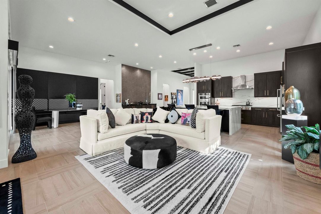 26 Living Room 05