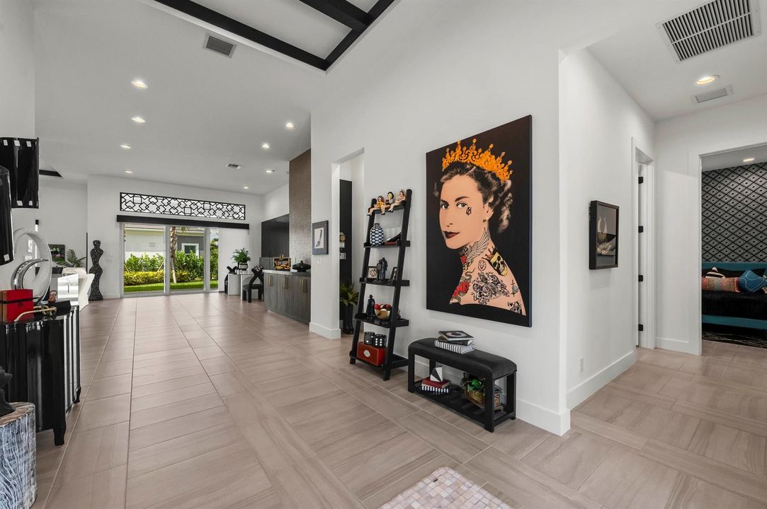 12 Foyer 01
