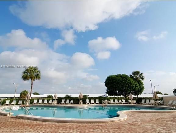 En Venta: $314,500 (2 camas, 2 baños, 1288 Pies cuadrados)