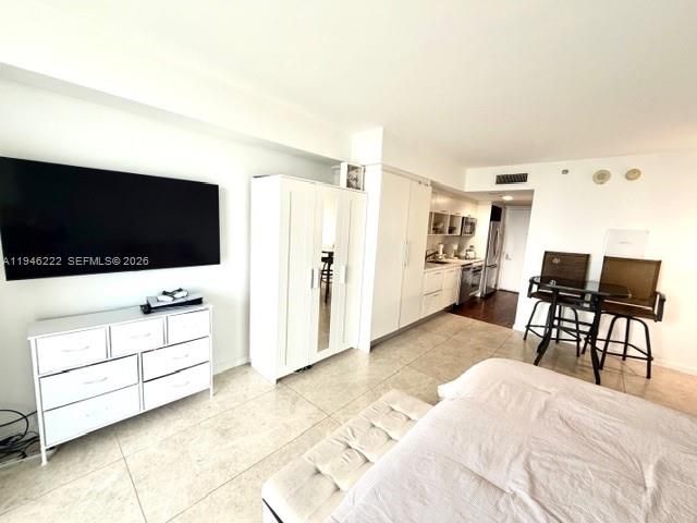For Sale: $350,000 (0 beds, 1 baths, 449 Square Feet)