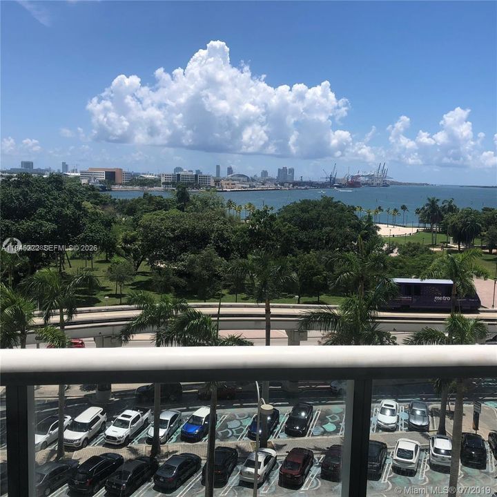 For Sale: $350,000 (0 beds, 1 baths, 449 Square Feet)