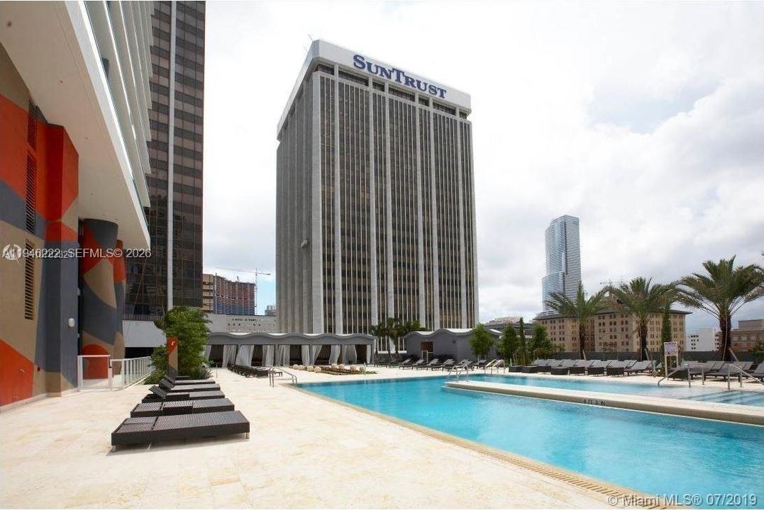 For Sale: $350,000 (0 beds, 1 baths, 449 Square Feet)