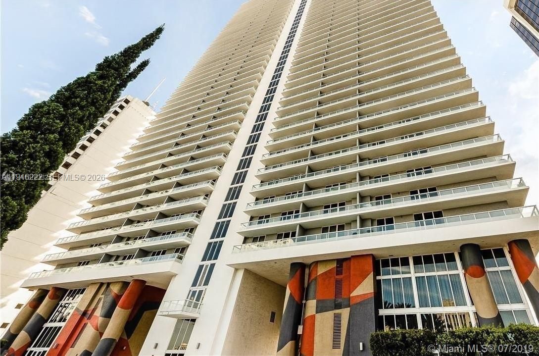 For Sale: $350,000 (0 beds, 1 baths, 449 Square Feet)