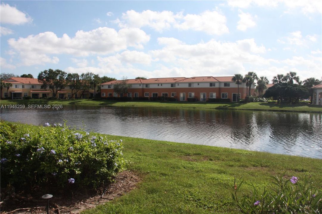For Sale: $435,000 (3 beds, 2 baths, 1826 Square Feet)