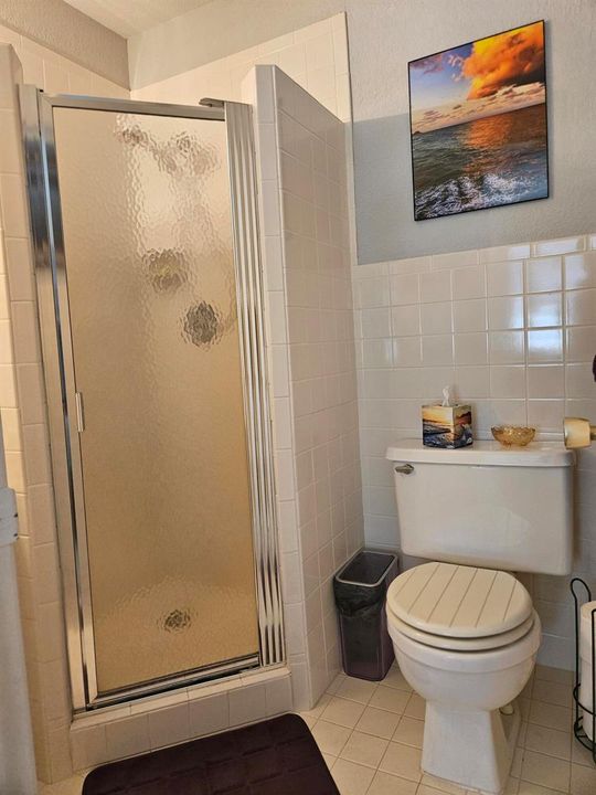 2nd bathroom