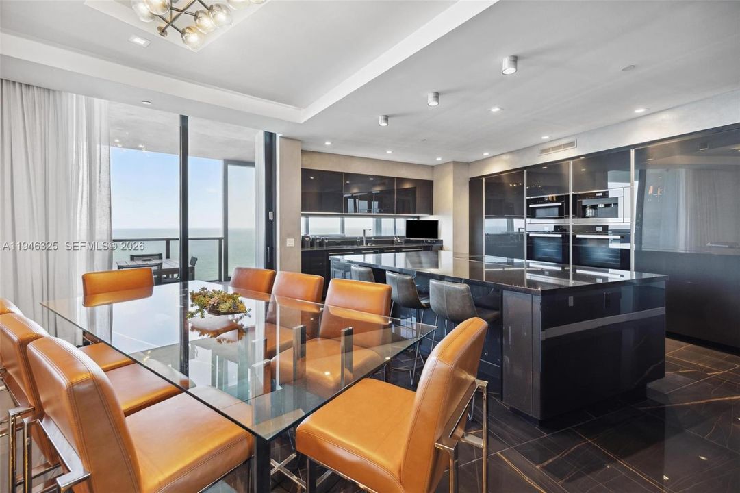 For Sale: $5,899,000 (3 beds, 4 baths, 3171 Square Feet)