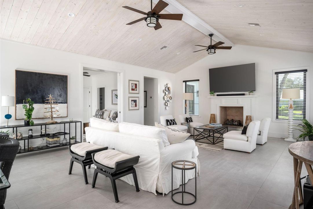 9-web-or-mls-506 Conn Way-9