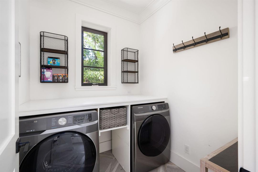 21-web-or-mls-506 Conn Way-22