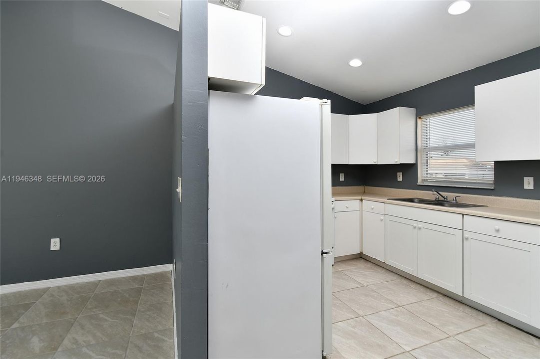 En Venta: $359,900 (0 camas, 0 baños, 1988 Pies cuadrados)