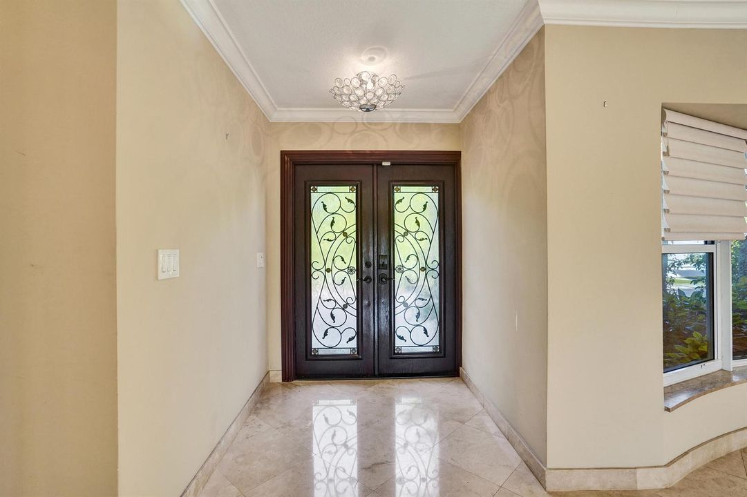 FOYER