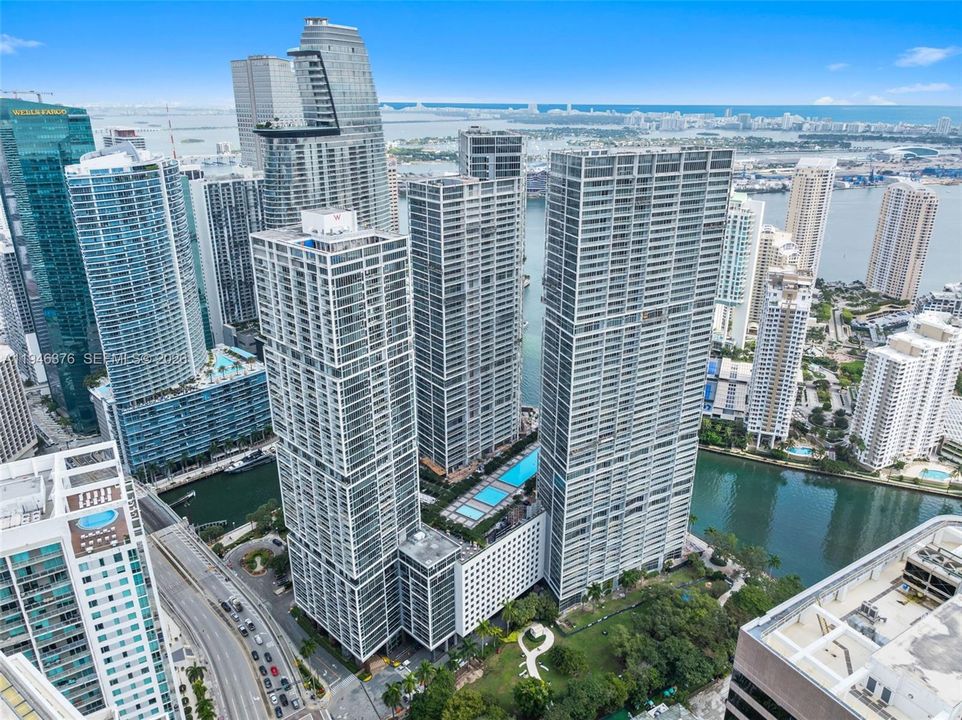 待售: $945,000 (2 贝兹, 2 浴室, 1286 平方英尺)
