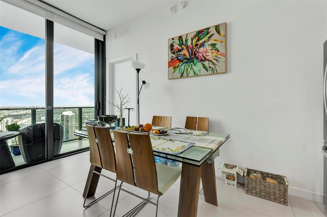 En Venta: $570,000 (1 camas, 1 baños, 833 Pies cuadrados)