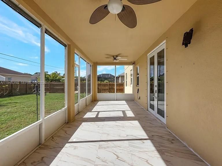 En Renta: $4,500 (6 camas, 4 baños, 3916 Pies cuadrados)