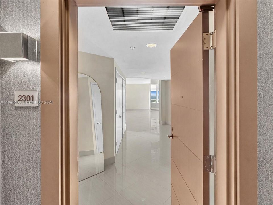 Недавно продано: $1,075,000 (2 спален, 2 ванн, 1999 Квадратных фут)