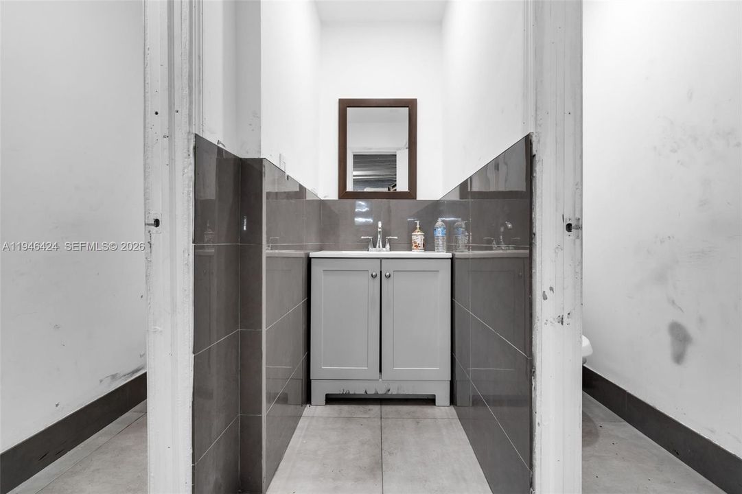 Vendido Recientemente: $4,235,000 (0 camas, 0 baños, 0 Pies cuadrados)