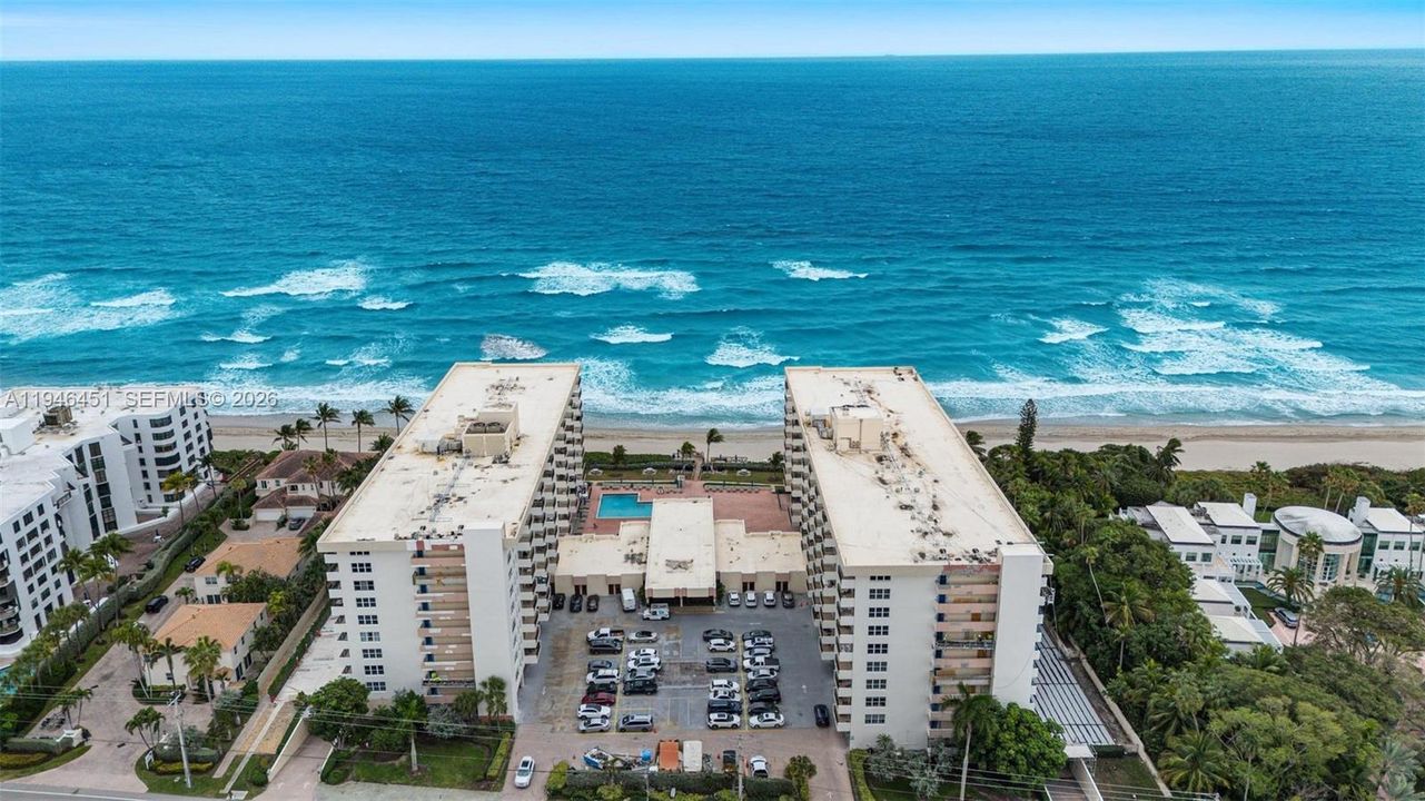 En Venta: $799,000 (2 camas, 2 baños, 1200 Pies cuadrados)