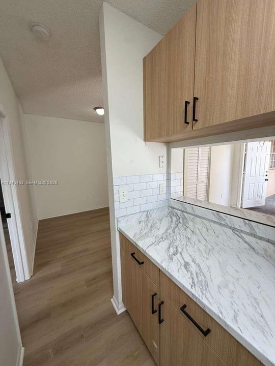Activo con contrato: $228,900 (2 camas, 2 baños, 854 Pies cuadrados)