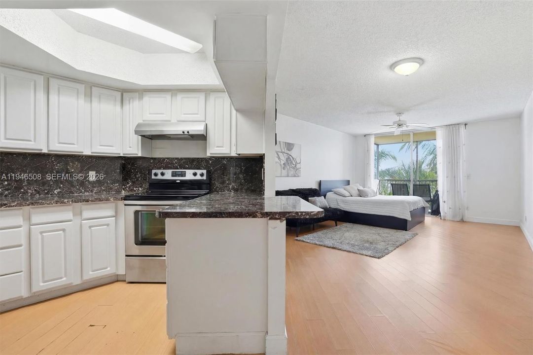 En Venta: $225,000 (1 camas, 1 baños, 810 Pies cuadrados)