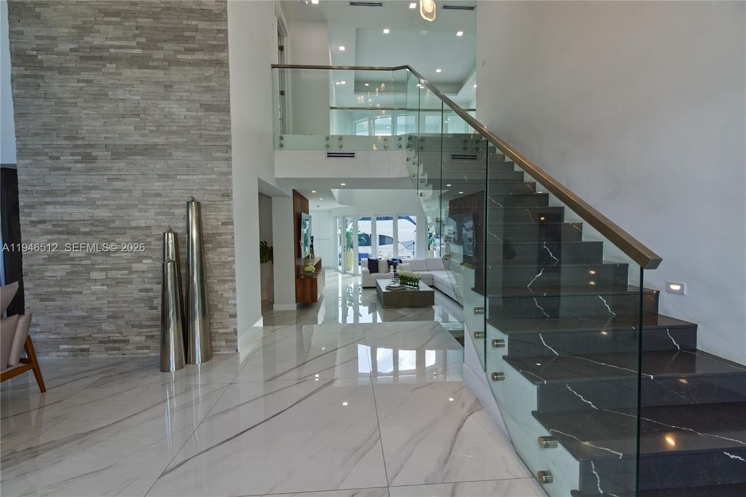 На продажу: $5,575,000 (6 спален, 6 ванн, 4773 Квадратных фут)
