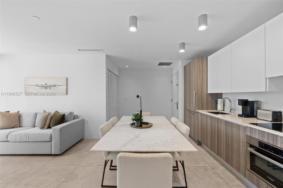 На продажу: $124,500 (2 спален, 2 ванн, 0 Квадратных фут)