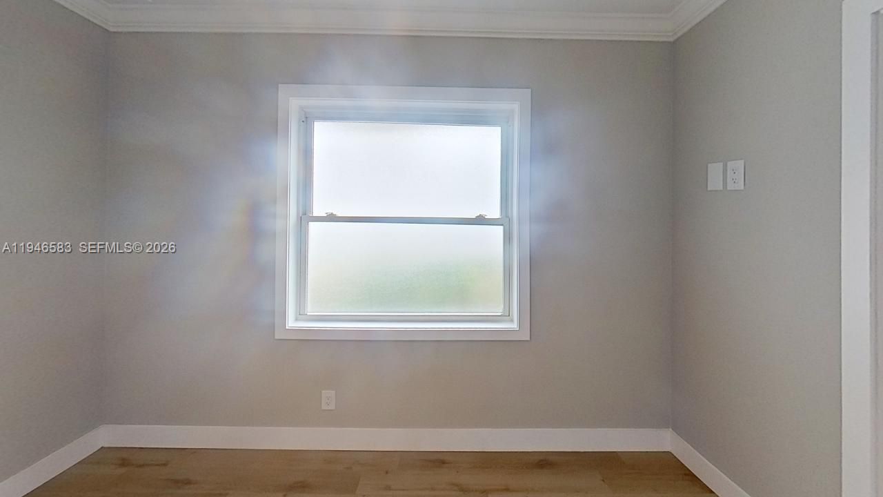 Vendido Recientemente: $1,899,000 (4 camas, 4 baños, 3297 Pies cuadrados)