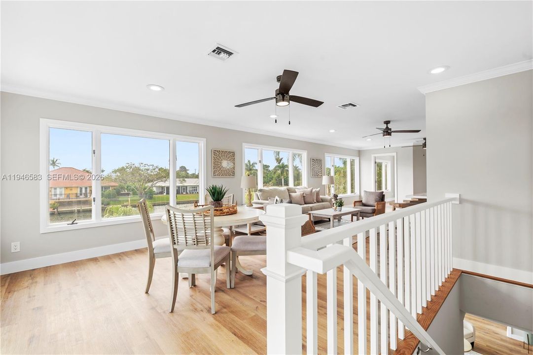 Vendido Recientemente: $1,899,000 (4 camas, 4 baños, 3297 Pies cuadrados)