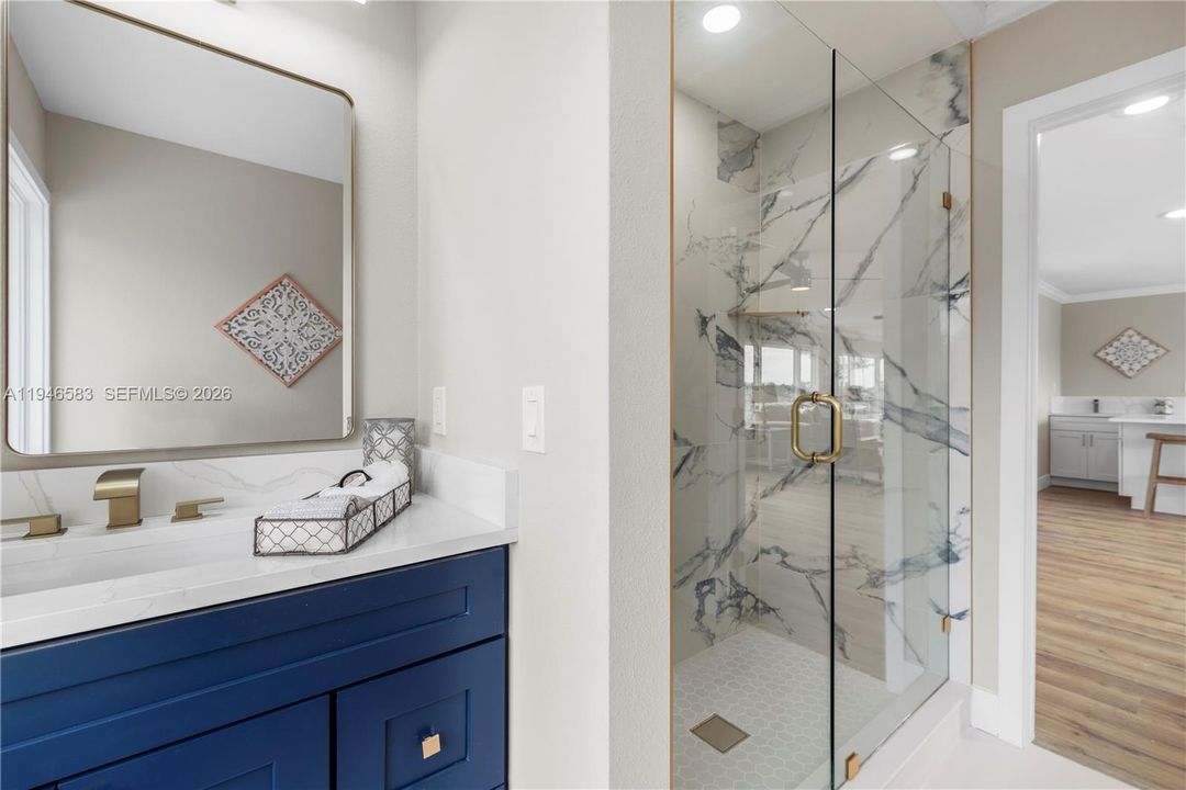 Vendido Recientemente: $1,899,000 (4 camas, 4 baños, 3297 Pies cuadrados)