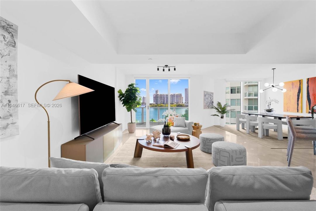 Active With Contract: $1,075,000 (2 beds, 3 baths, 2433 Square Feet)