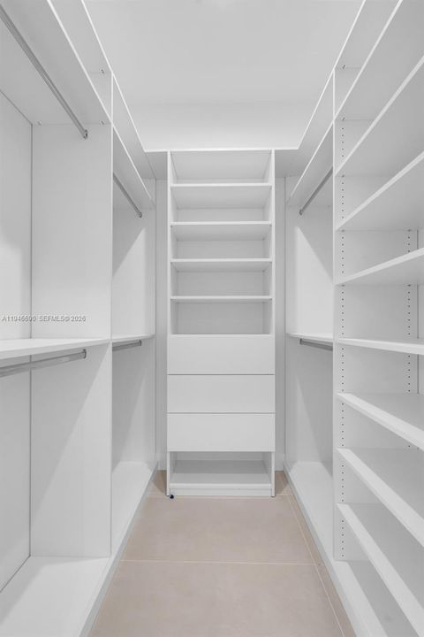 Vendido Recientemente: $2,490,000 (4 camas, 4 baños, 0 Pies cuadrados)