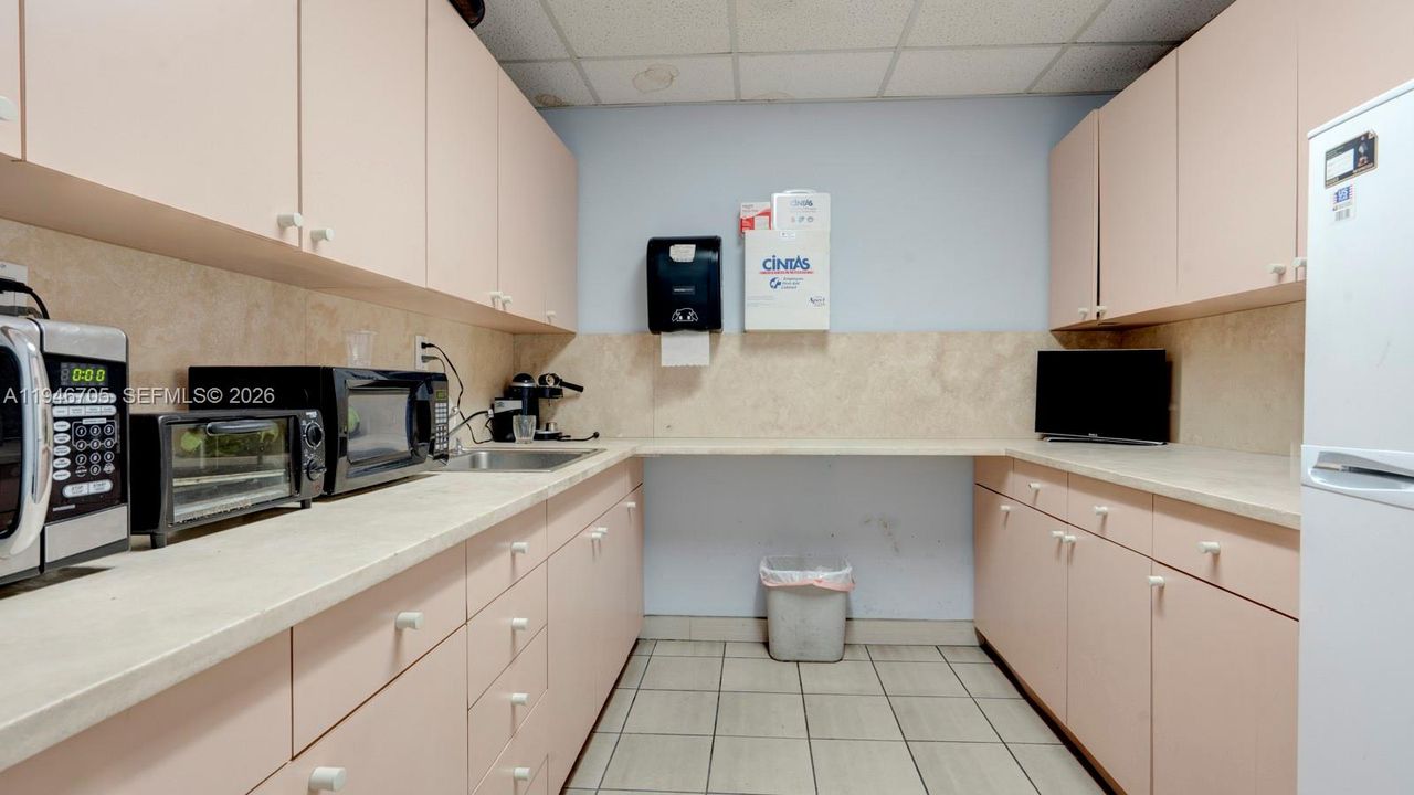 For Rent: $18 (0 beds, 0 baths, 0 Square Feet)