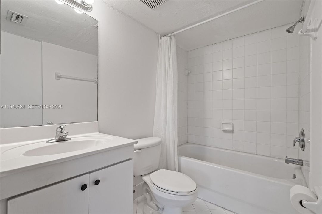 Master bedroom bathroom