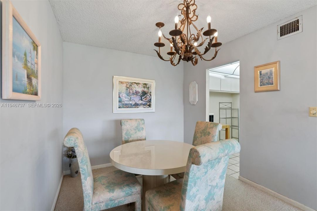 For Sale: $99,500 (2 beds, 2 baths, 1060 Square Feet)