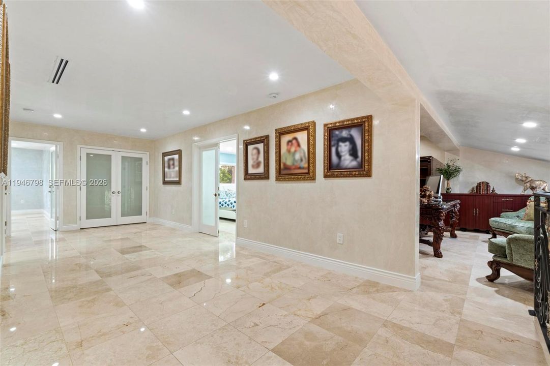 En Venta: $3,800,000 (6 camas, 7 baños, 6423 Pies cuadrados)