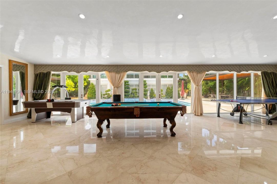 En Venta: $3,800,000 (6 camas, 7 baños, 6423 Pies cuadrados)