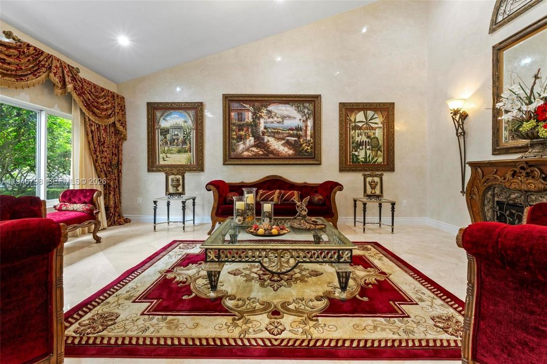 En Venta: $3,800,000 (6 camas, 7 baños, 6423 Pies cuadrados)