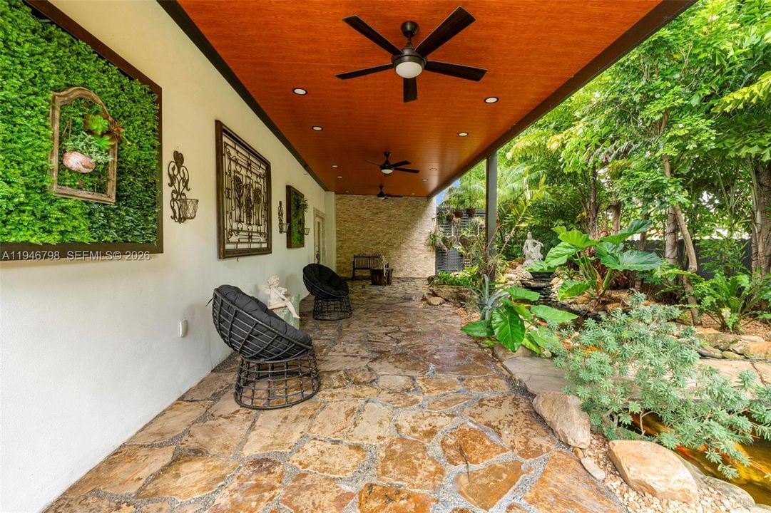 En Venta: $3,800,000 (6 camas, 7 baños, 6423 Pies cuadrados)