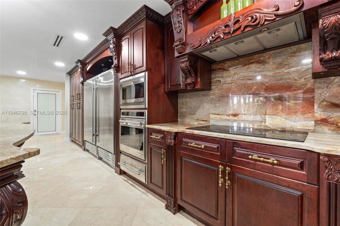 En Venta: $3,800,000 (6 camas, 7 baños, 6423 Pies cuadrados)