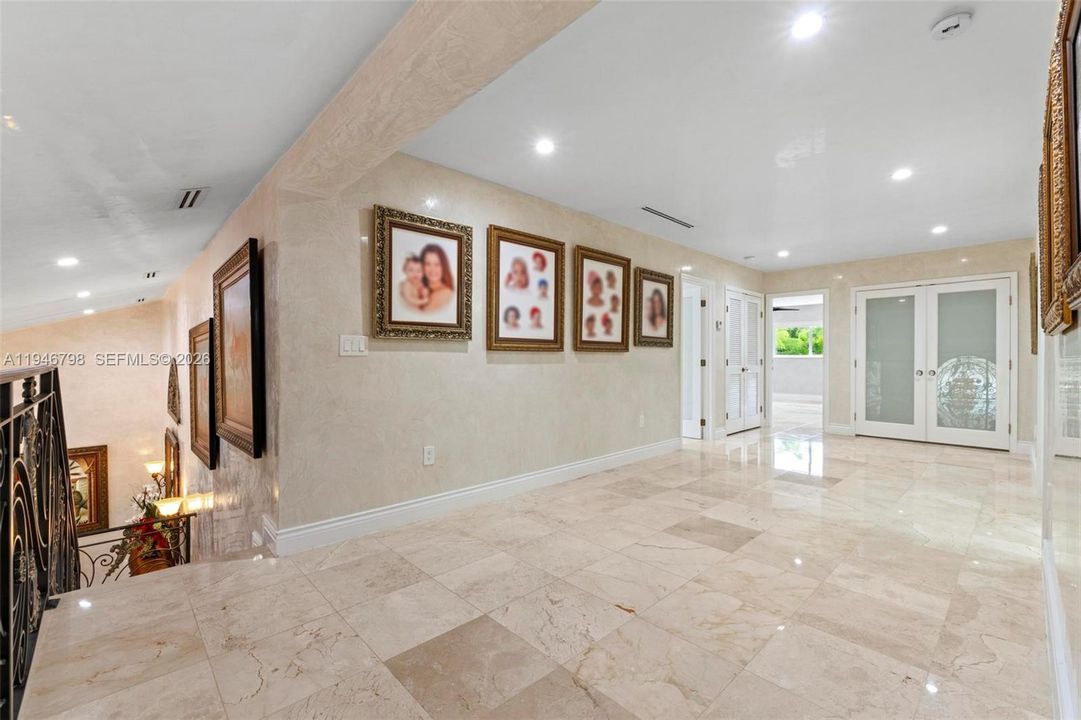 En Venta: $3,800,000 (6 camas, 7 baños, 6423 Pies cuadrados)