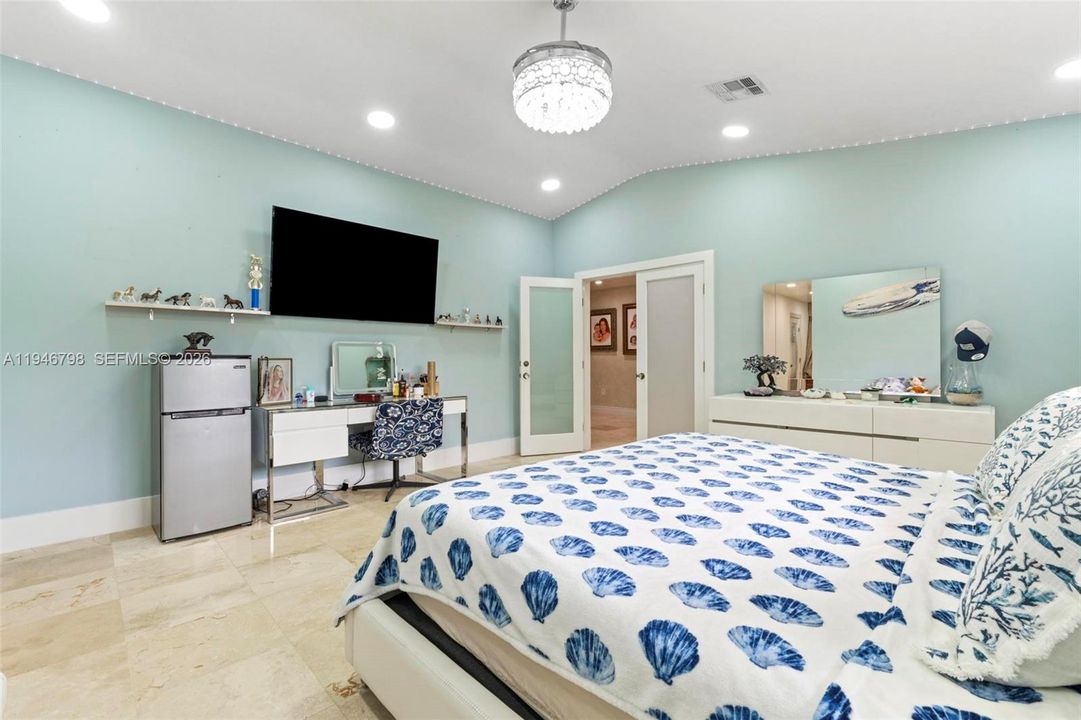 En Venta: $3,800,000 (6 camas, 7 baños, 6423 Pies cuadrados)