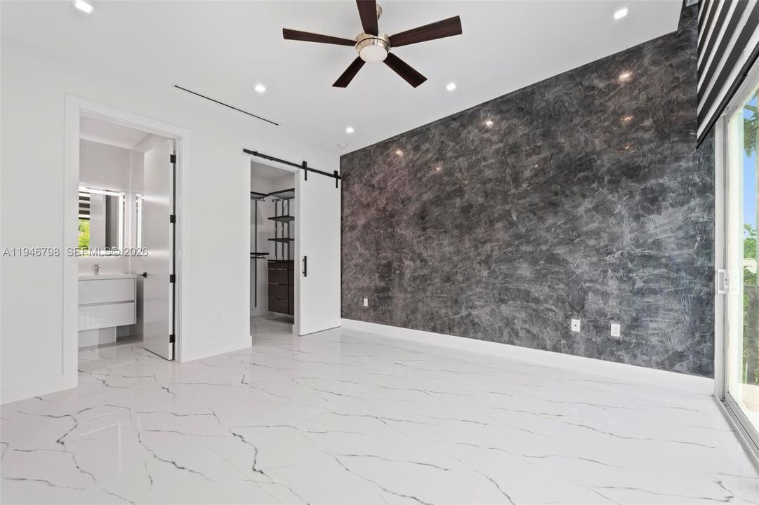 En Venta: $3,800,000 (6 camas, 7 baños, 6423 Pies cuadrados)