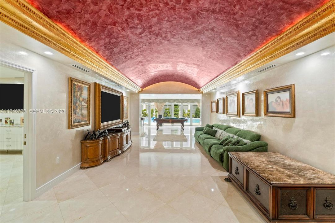 En Venta: $3,800,000 (6 camas, 7 baños, 6423 Pies cuadrados)