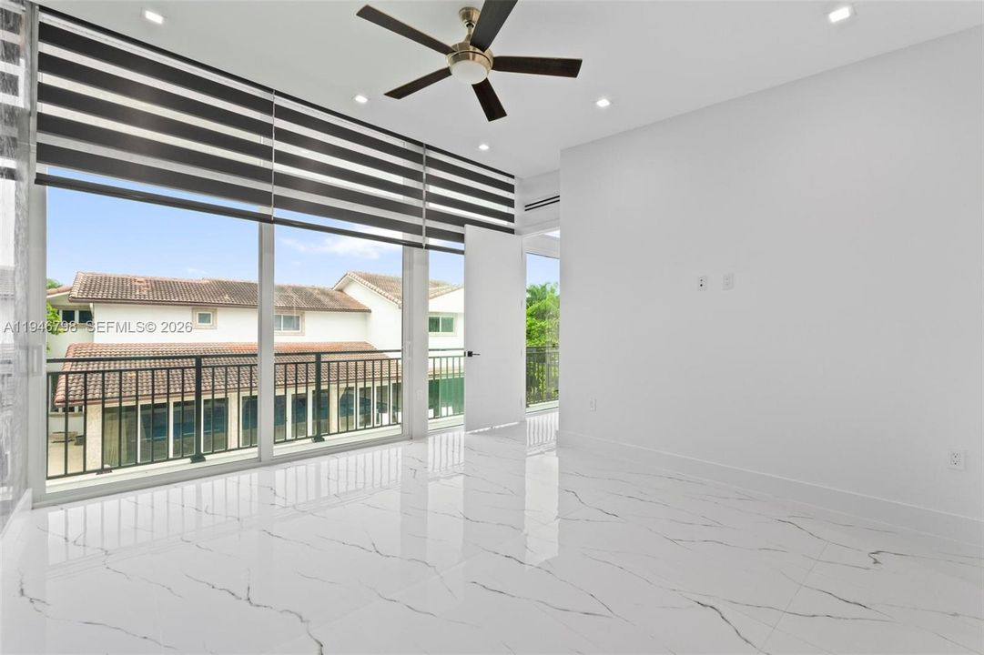 En Venta: $3,800,000 (6 camas, 7 baños, 6423 Pies cuadrados)
