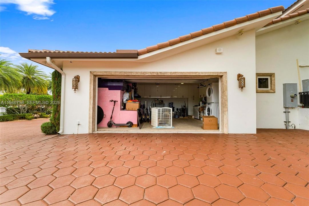 En Venta: $3,800,000 (6 camas, 7 baños, 6423 Pies cuadrados)