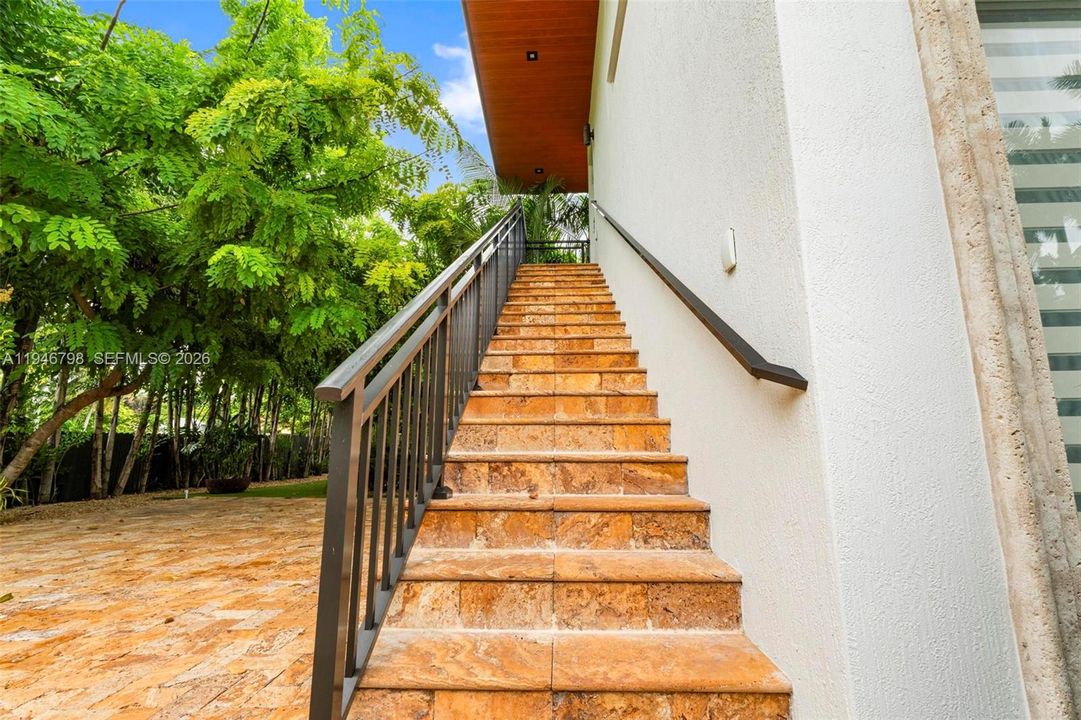 En Venta: $3,800,000 (6 camas, 7 baños, 6423 Pies cuadrados)